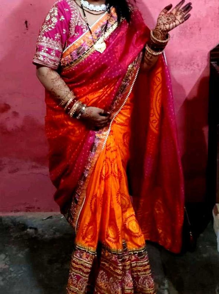 Bollywood stylish bandhni banarasi saree