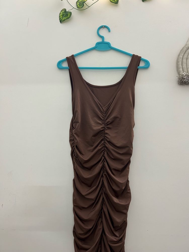 *CLEARANCE SALE* Urbanic Ruched Dress