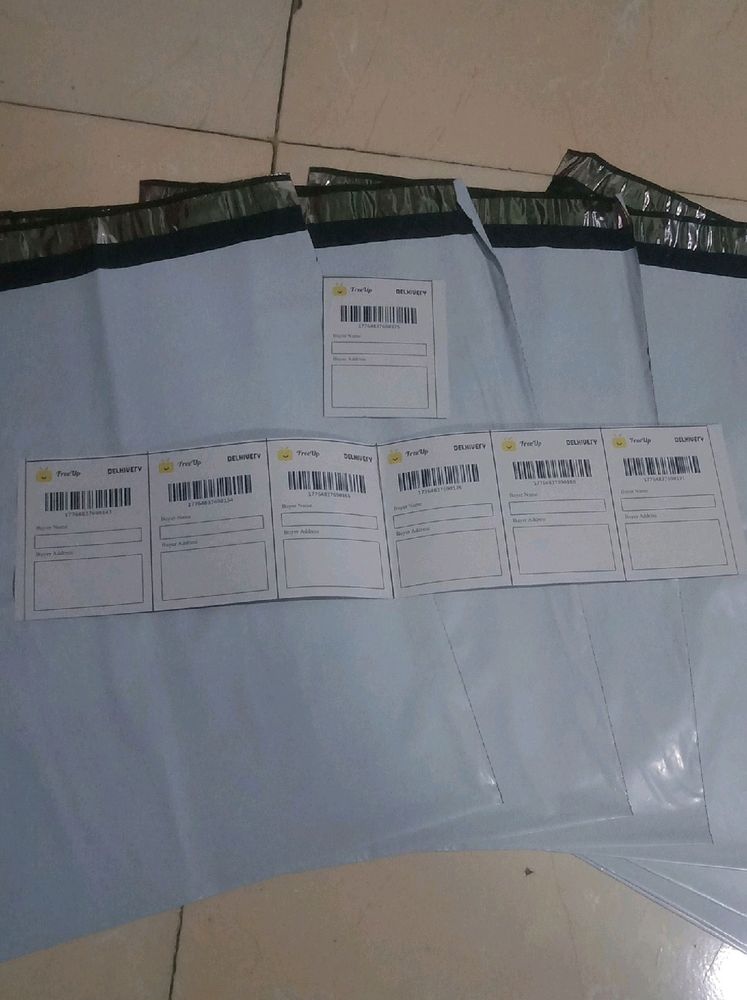 8 Shipping Bags