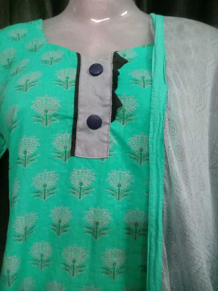 Green Printed Kurti Salwar Set 🌼