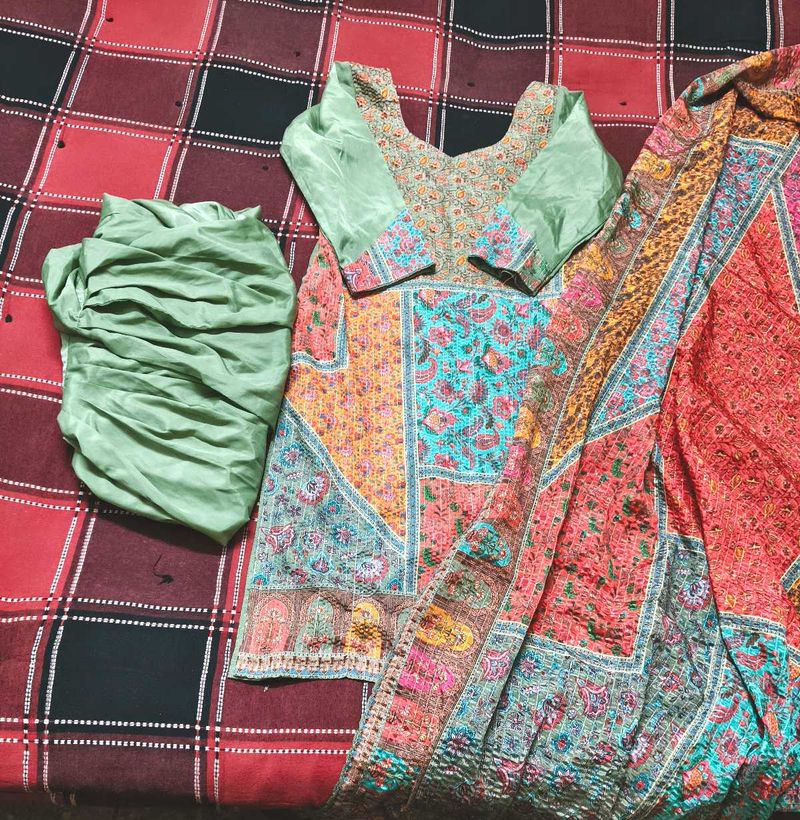Ethnic Kurta Set