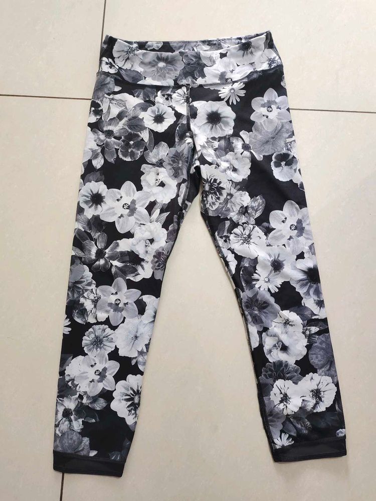 OLD NAVY Floral Print Ankle Length Leggings