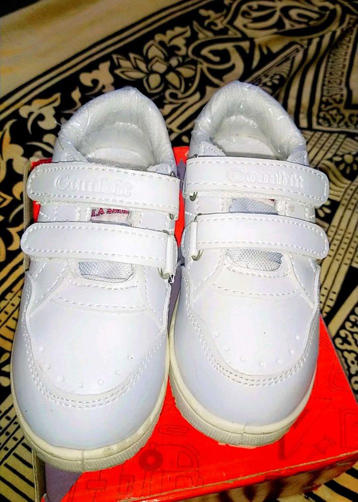 Comfybilt White Sneakers