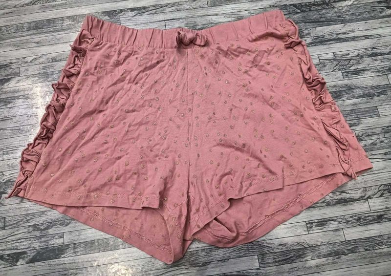28 Size Shorts 💚