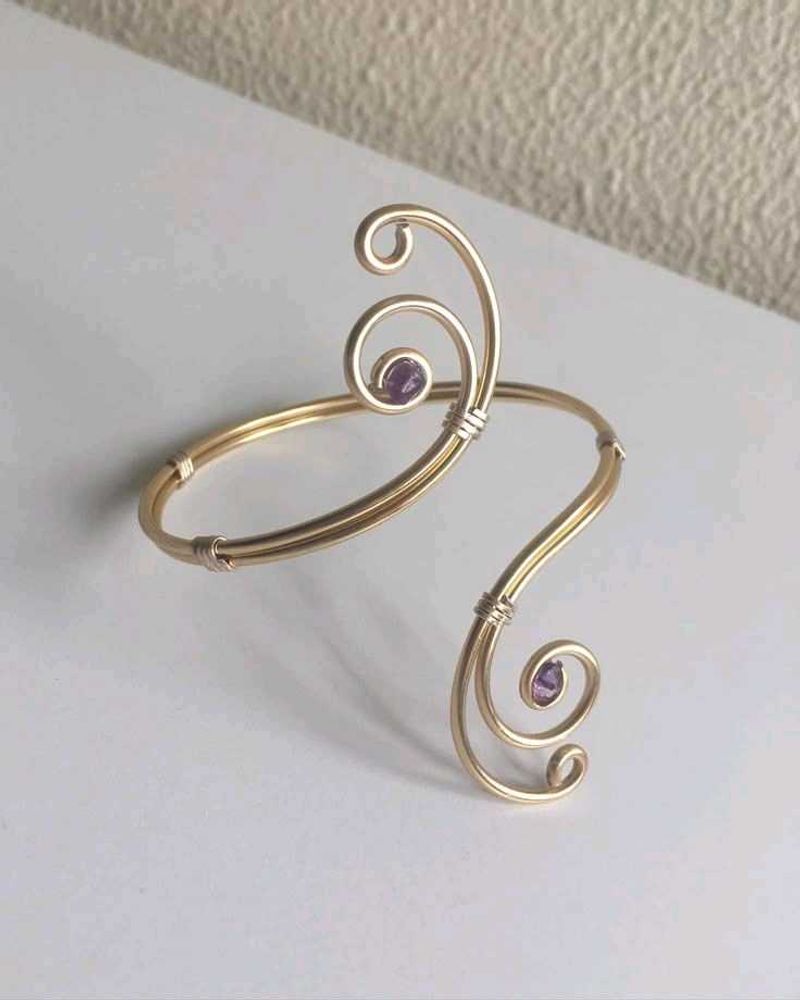 Elegant Gold-Tone Arm Cuff