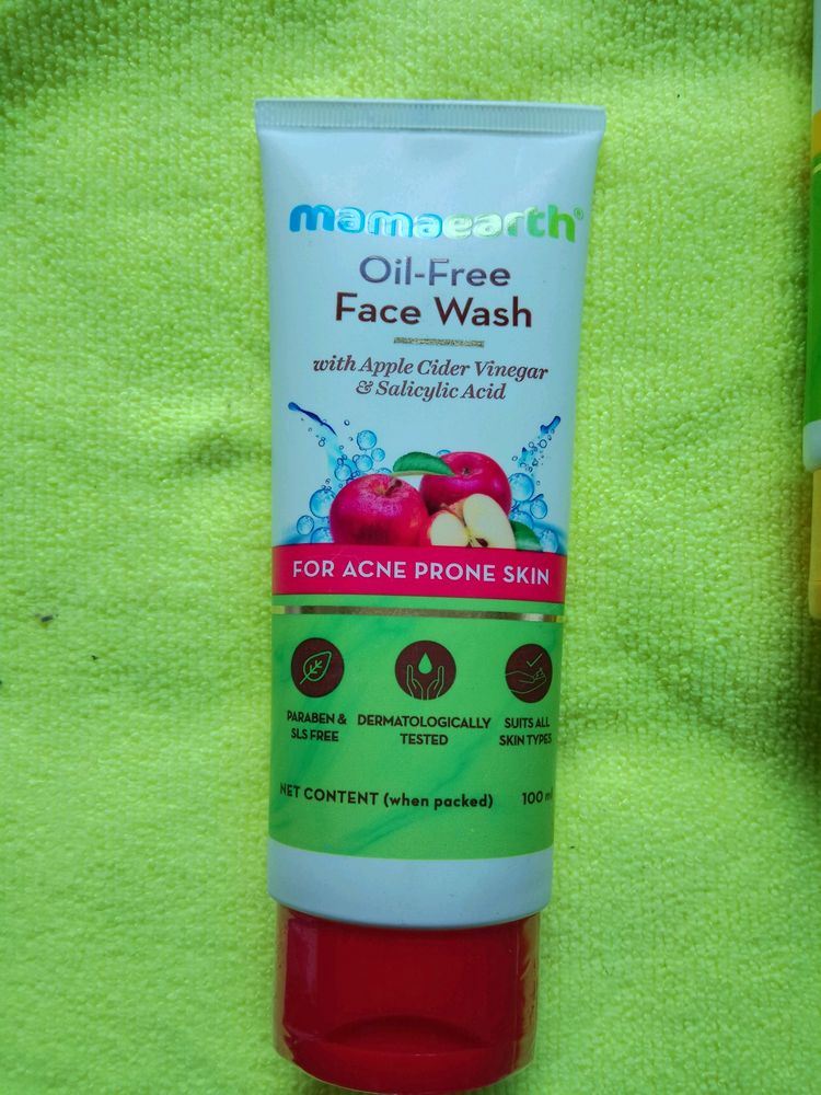 Mama Earth Face Wash