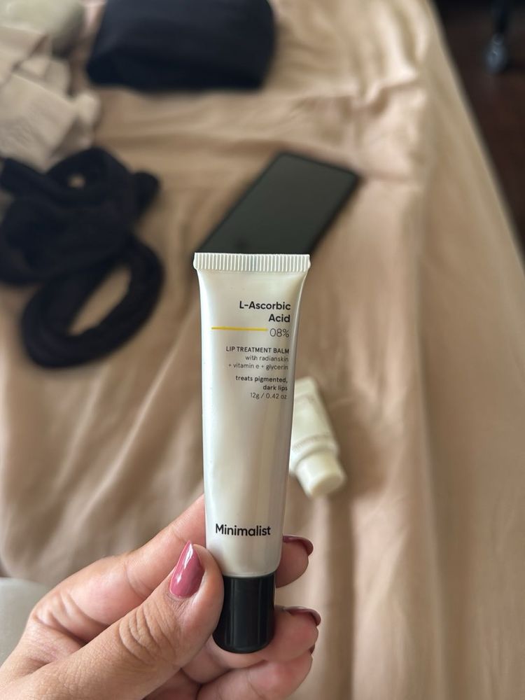 Minimalist Lip Treatment Balm
