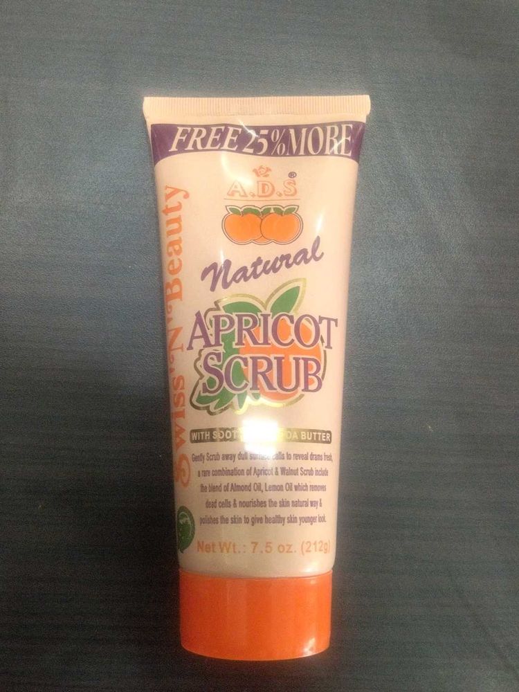 Natural Apricot Scrub