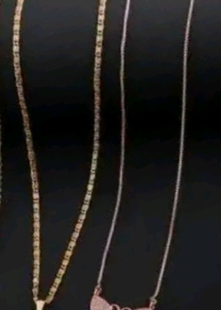 I&#39;m Selling Pair Of Chains For Girls And Women&#39;s