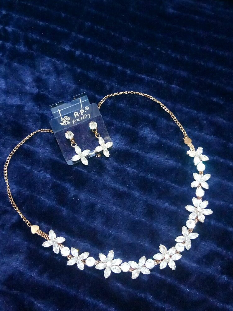 AD Necklace With Earrings