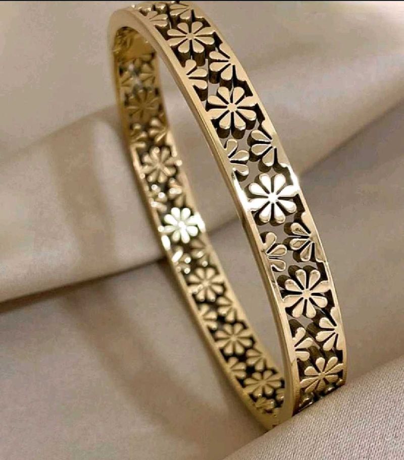 Anti Tarnish Floral Bangle Bracelet