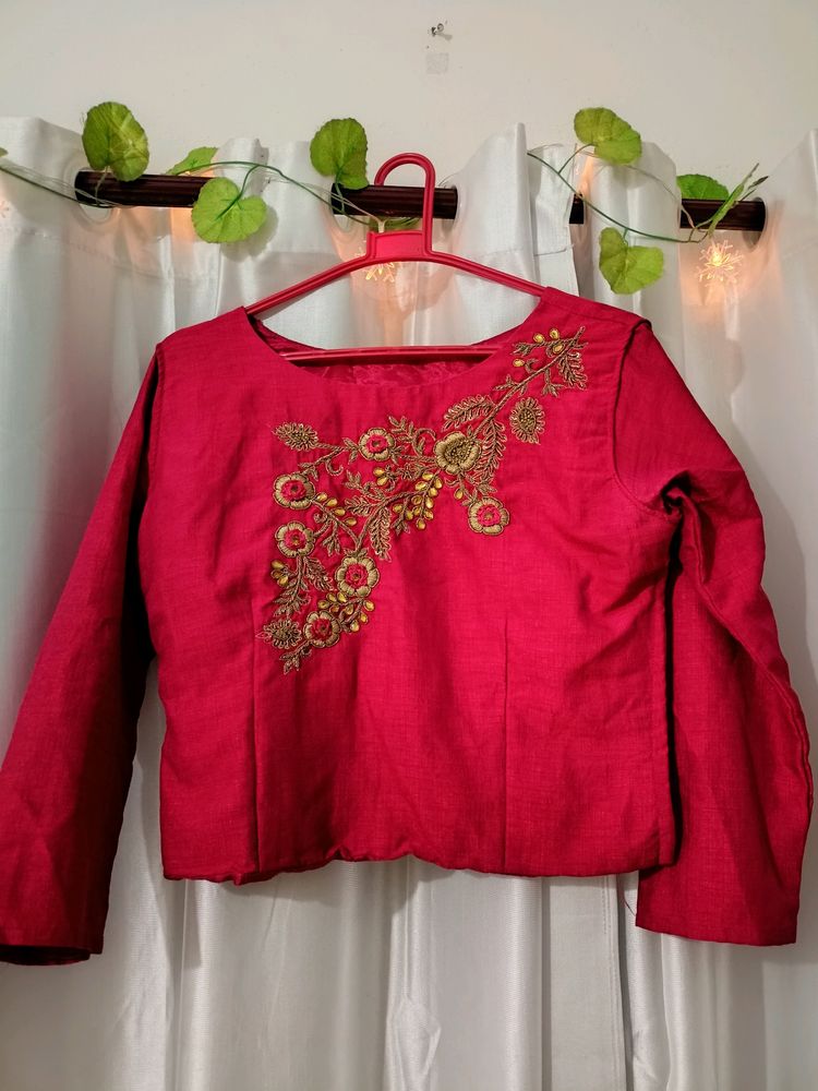 Women Ethnic + Festive Wear Blouse