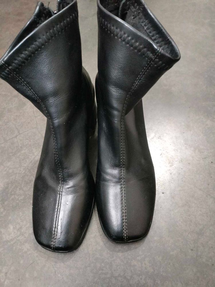 Black Ankle Boots