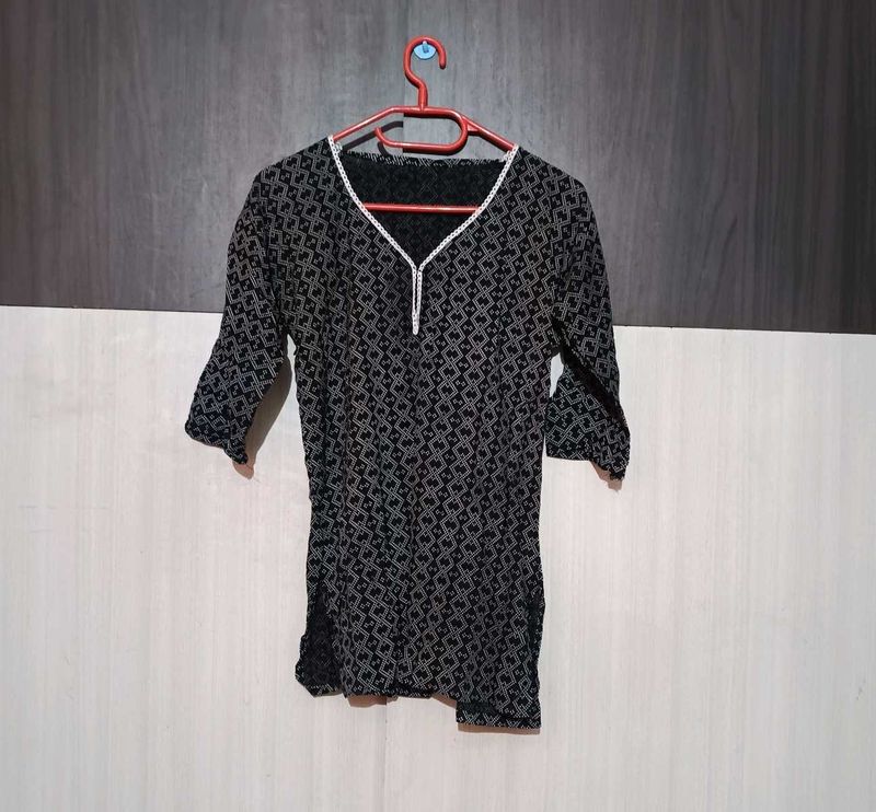 Patterned Black Kurti Top