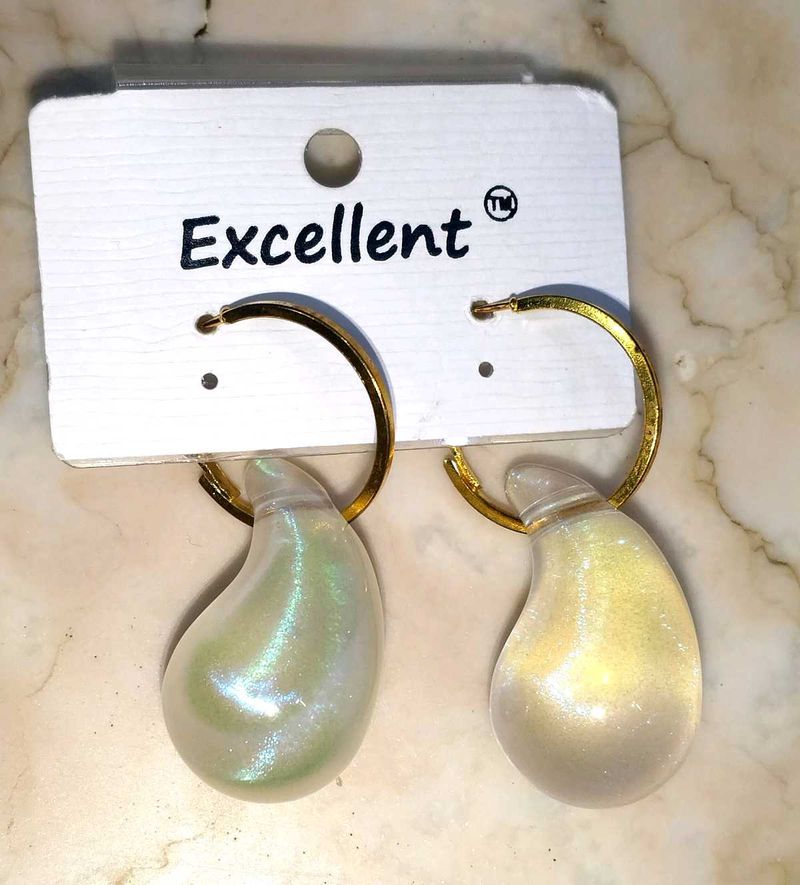 TRANSPARENT SHINY EARRINGS