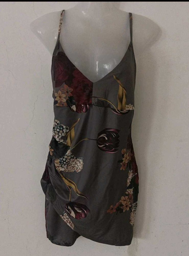 BEAUTIFUL DRESS