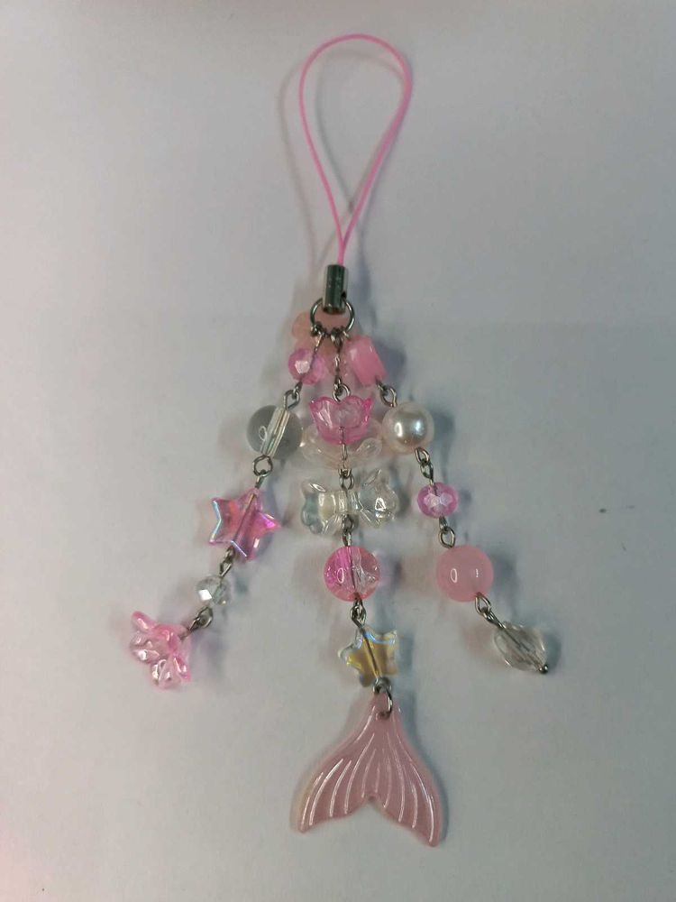 🌸🧜‍♀️ 3-Layered Mermaid Pink Beaded Phone Charm✨
