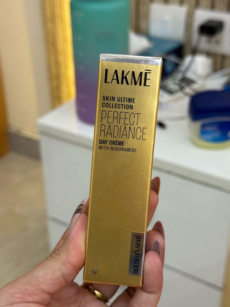 Lakme Perfect Radiance Day Cream