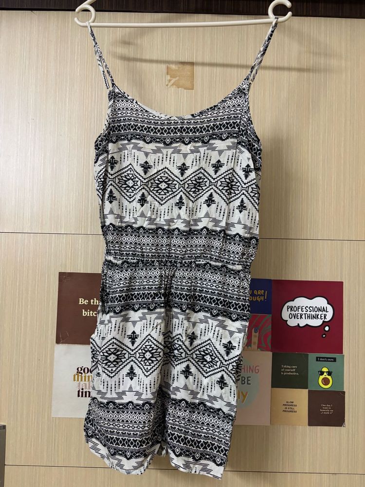 Backless Cute Printed Romper with pockets