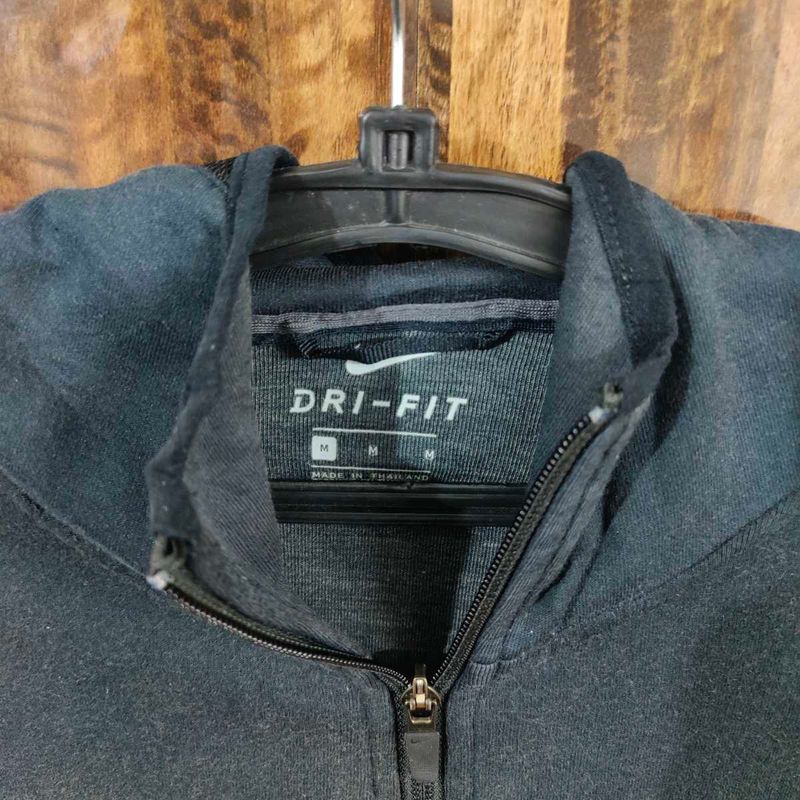 Nike Solid Hoodie - Chest 36