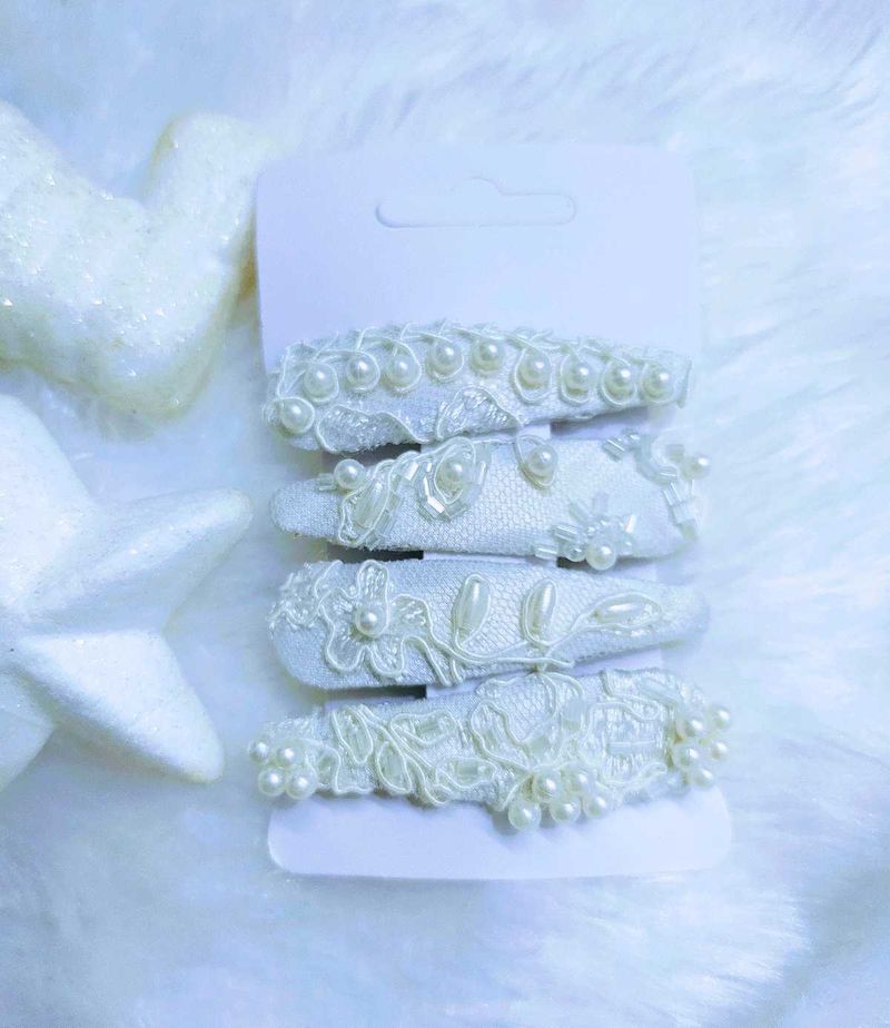 Pearl &amp; Lace Hair Clips (Set of 4)