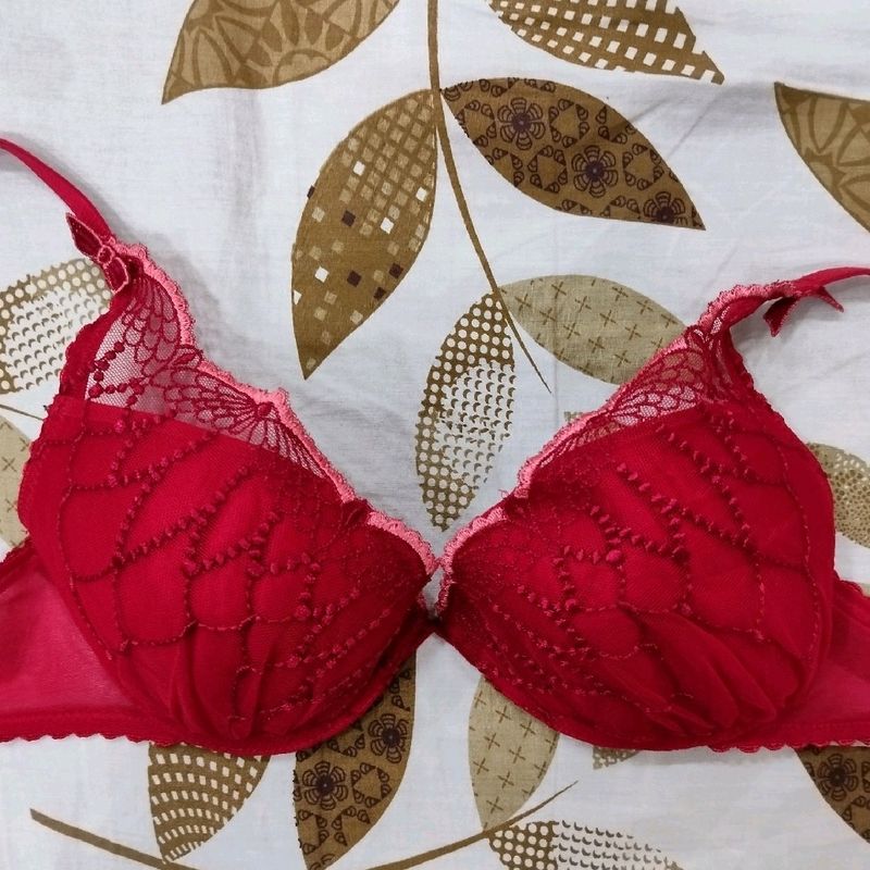 Gorgeous Red Passionata Bra ❤