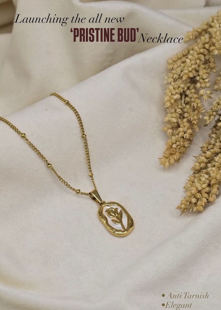 Pristine Bud Necklace