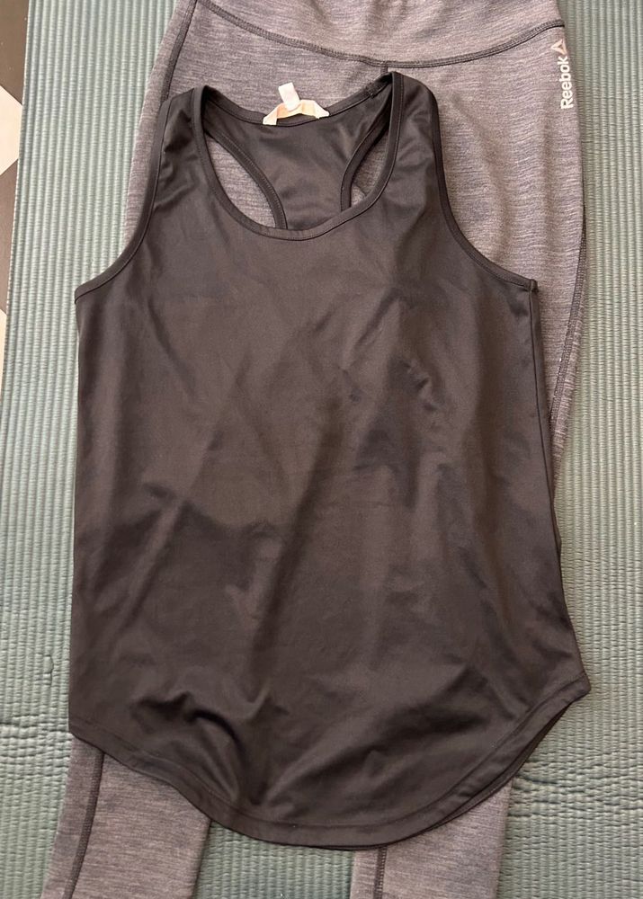 Athletic Set - Top And Leggings