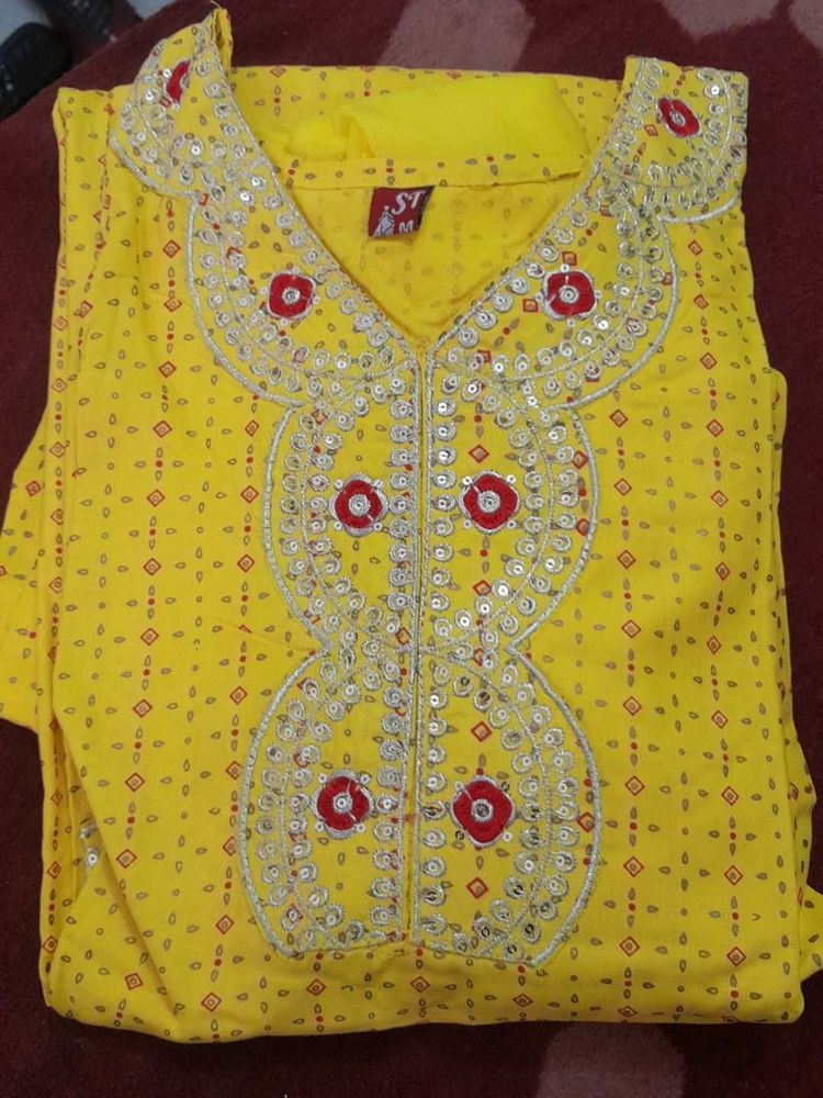 Straight Kurta And Pant Set