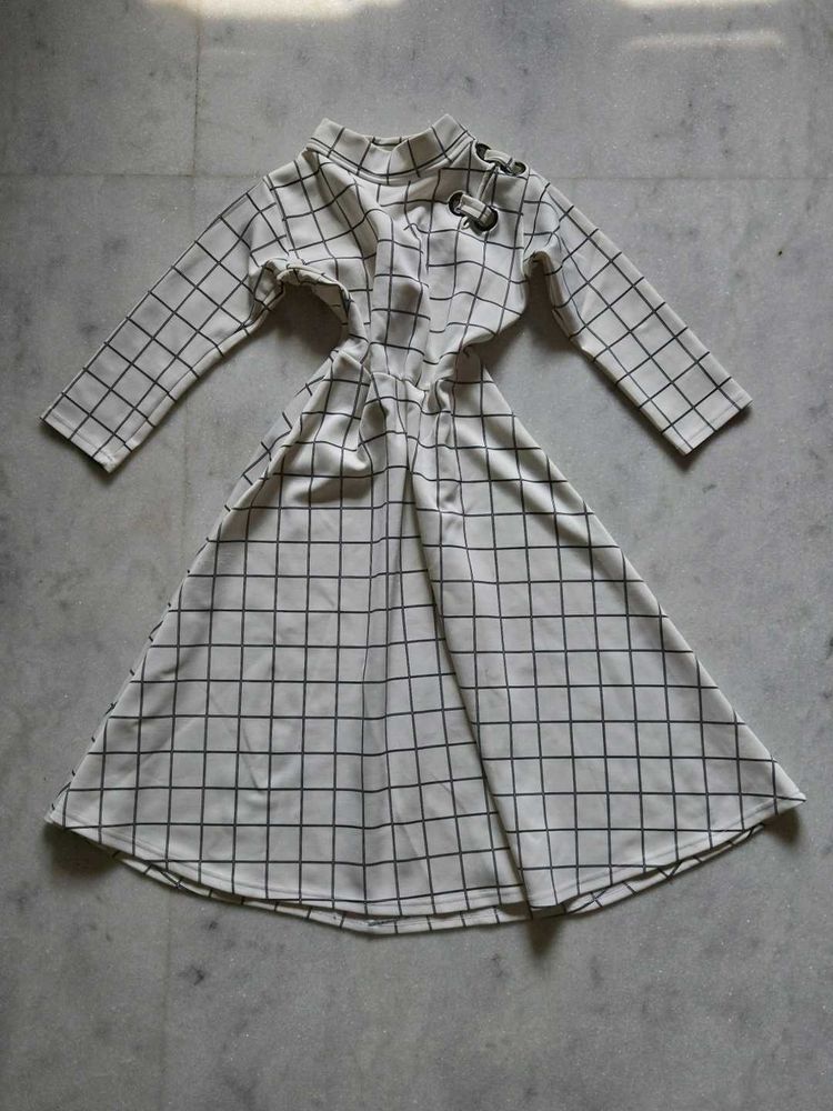 Checkered Casual Midi Dress