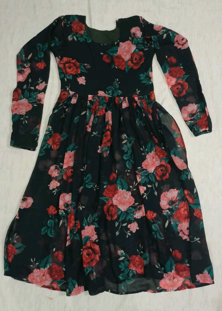 Black Naira-cut