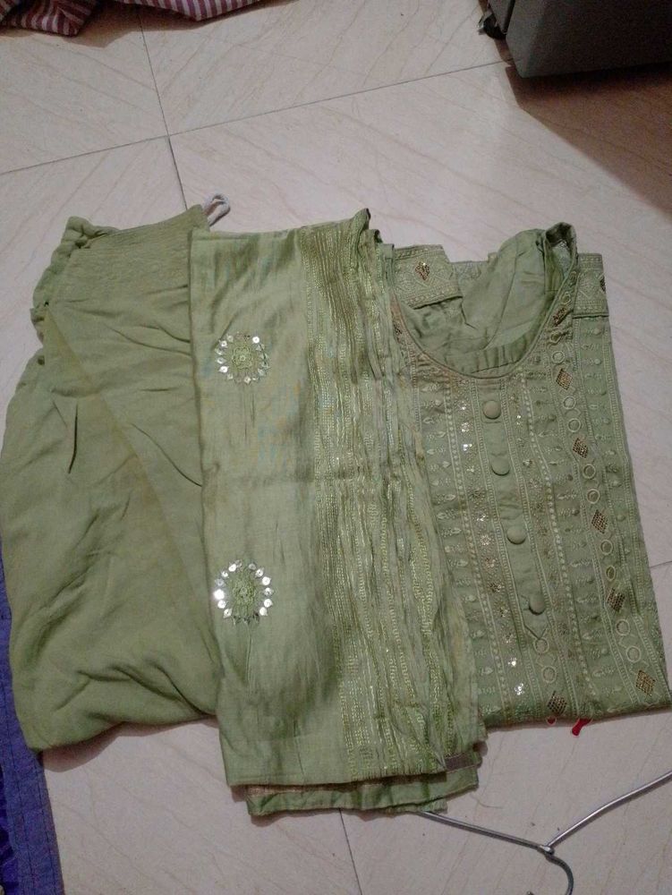 Elegant Green Kurta Set