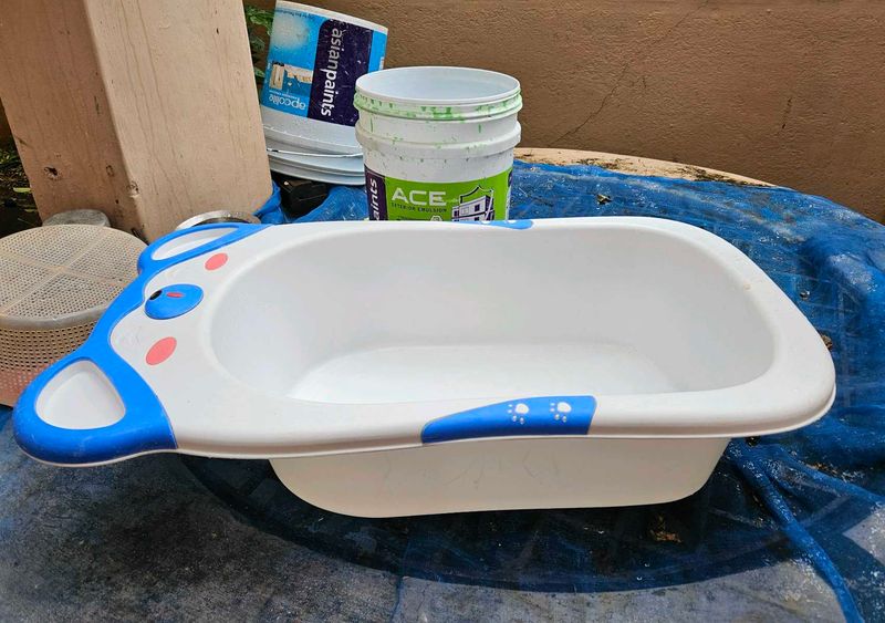 Bath Tub Kid 0 to 3 Years - Price Negotiable