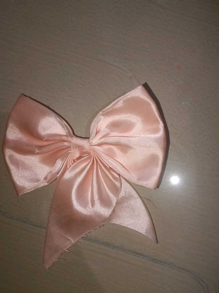 Peach Hair Bow