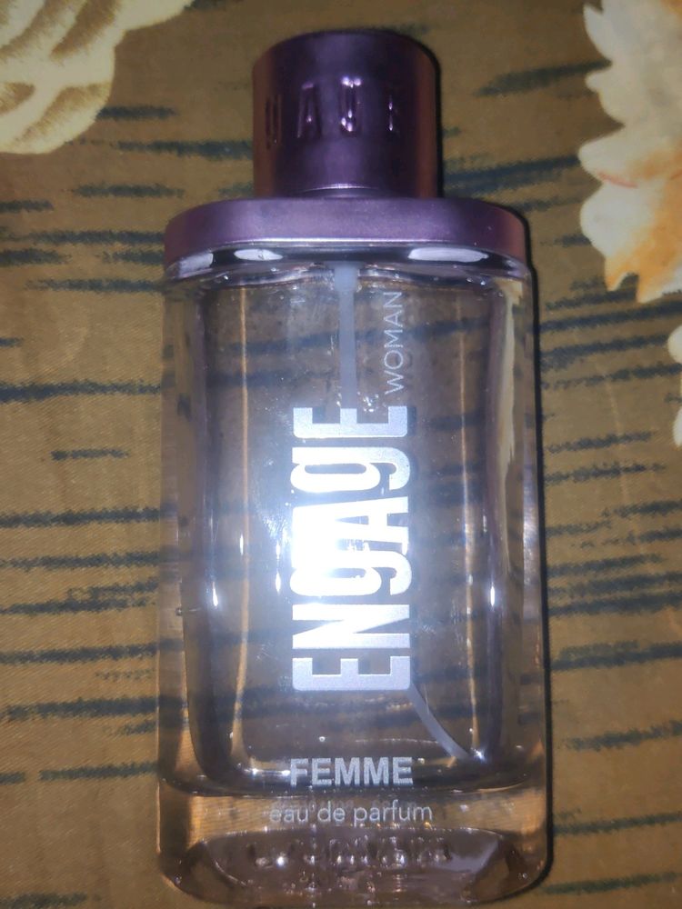 Engage Femme