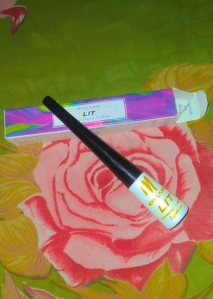 Glossy Liquid Eyeliner
