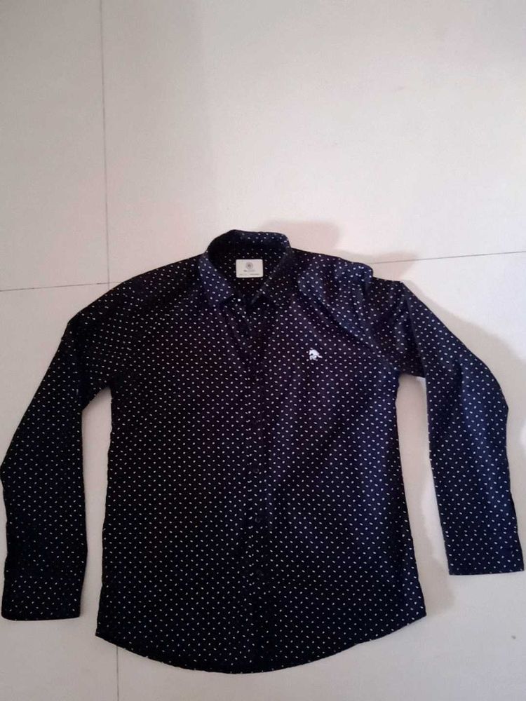 Stylish Black Patterned Shirt