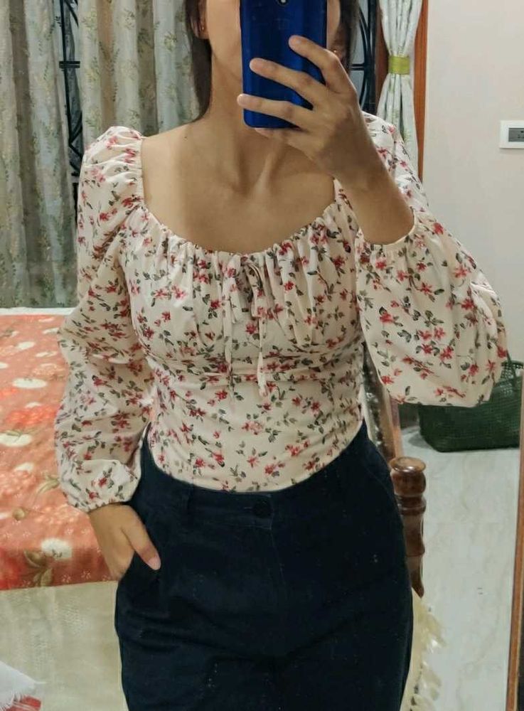 Floral Puff Sleeve Top