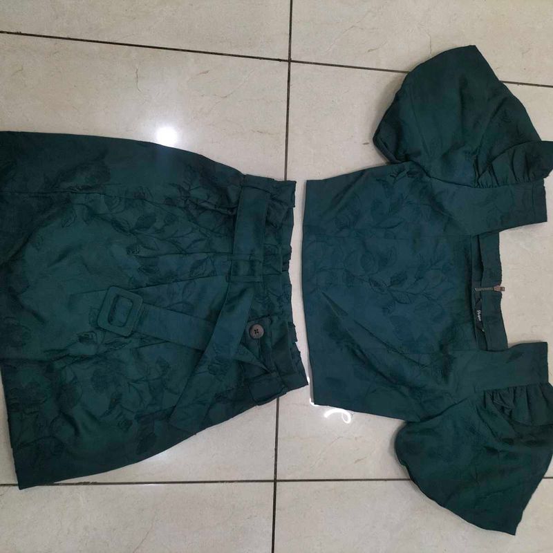 Green Two-Piece Set