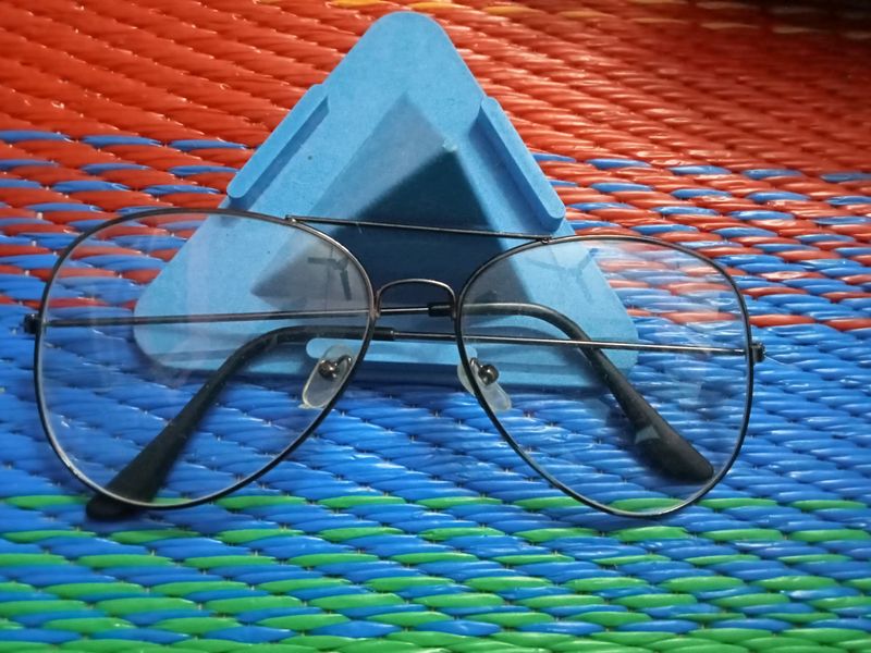 🤓 Glasses 🕶️