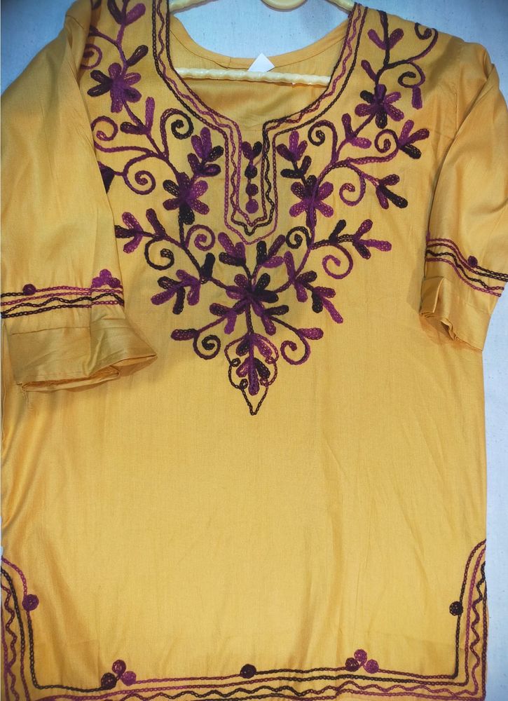 Embroidered Tunic Top