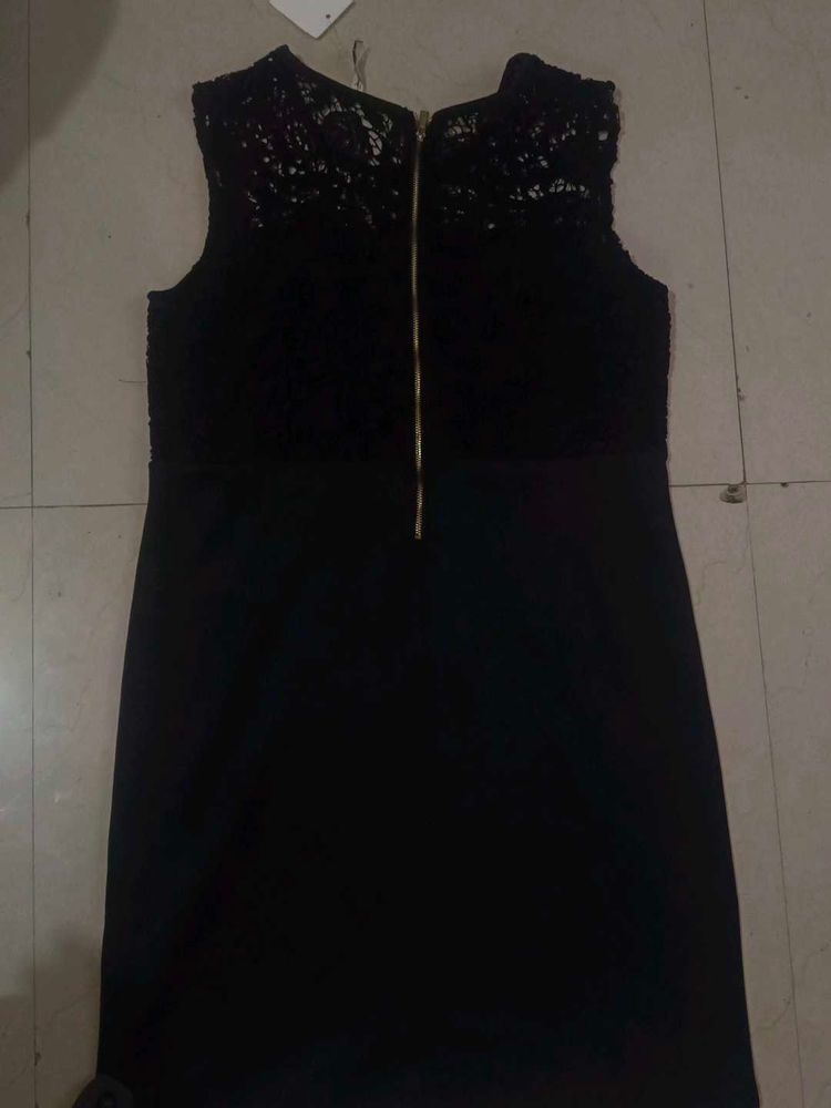Sleeveless Black Dress with Lace