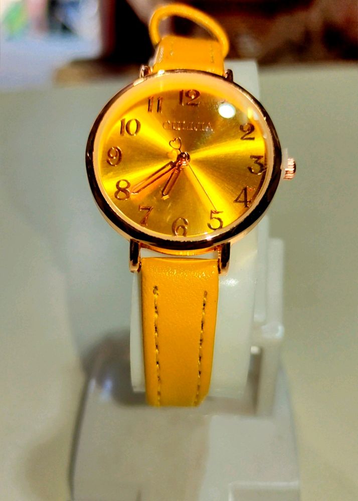 Girl Waist Watch.. In Strap