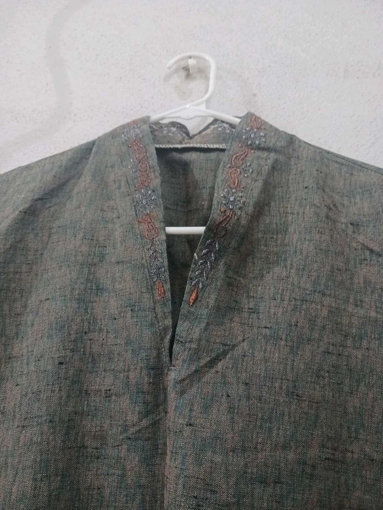 Embroidered Gray Kurta