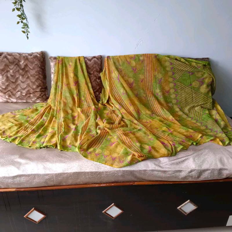 🛍️ Green Synthetic Saree ⭐⭐⭐