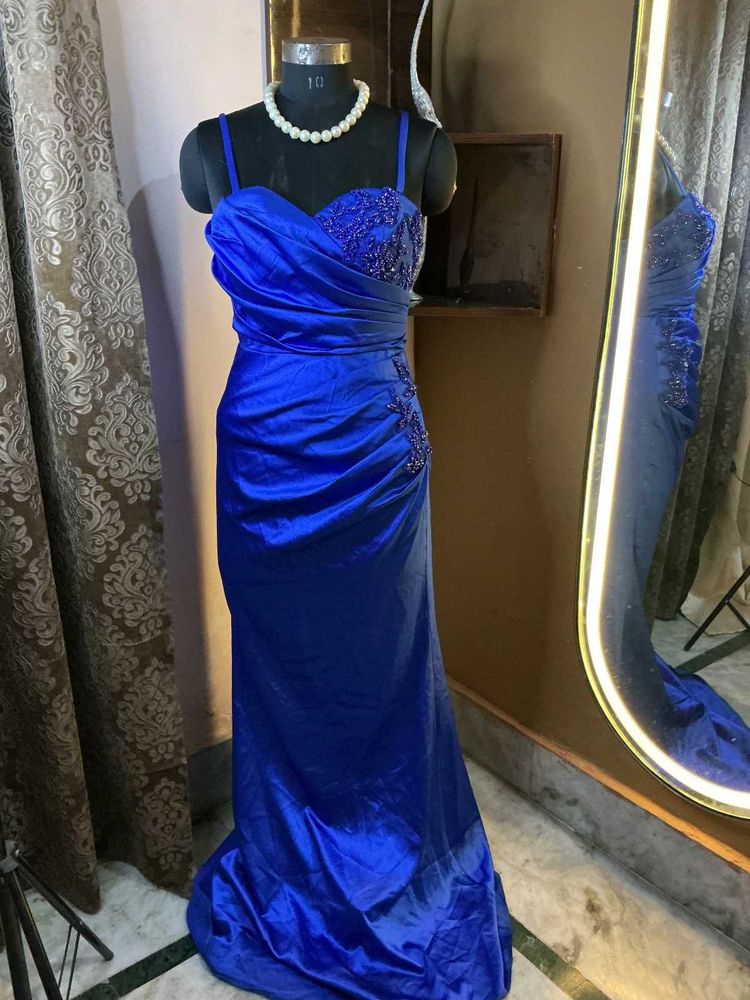 Elegant Blue Evening Gown