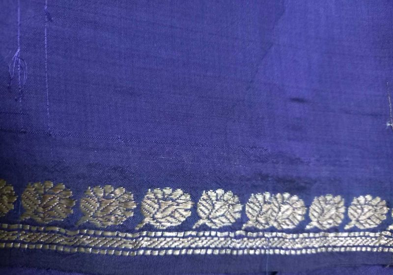 Graceful Violet Silk Saree