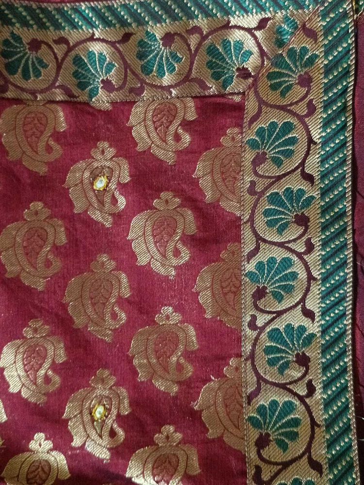 Maroon &amp; Gold Patterned Fabric
