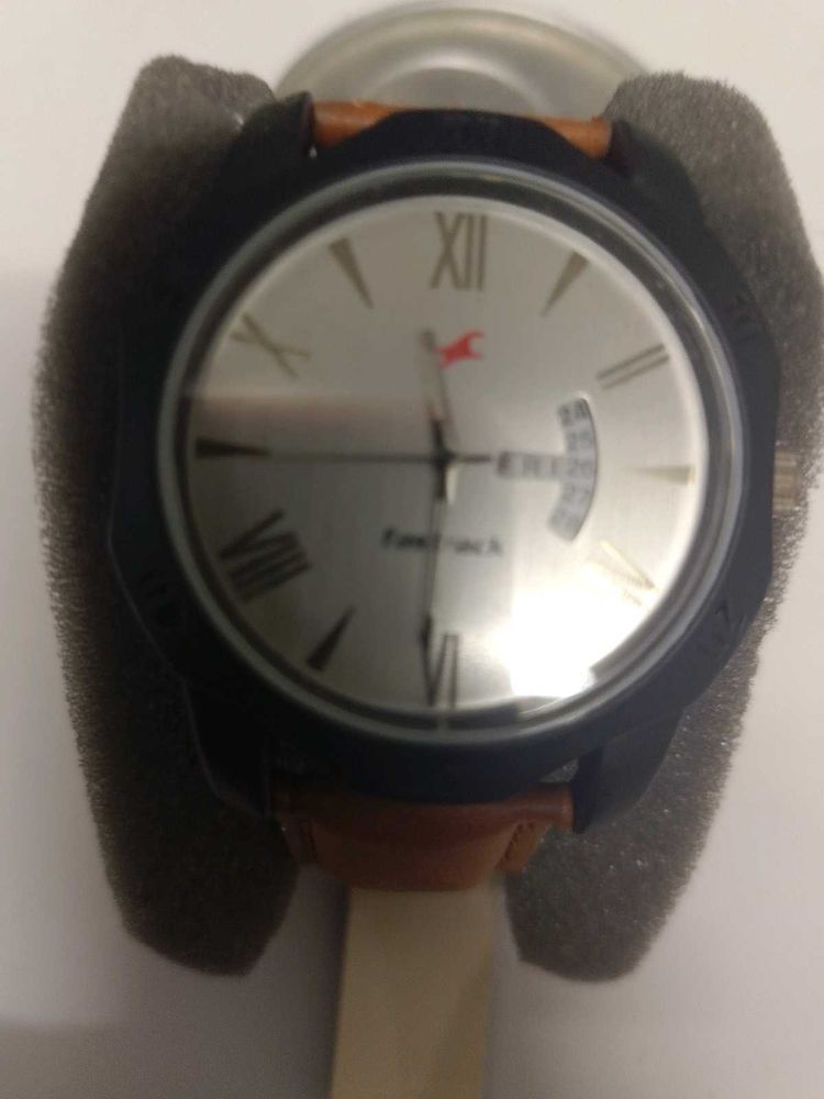 Fastrack Analog Watch - Pre-owned