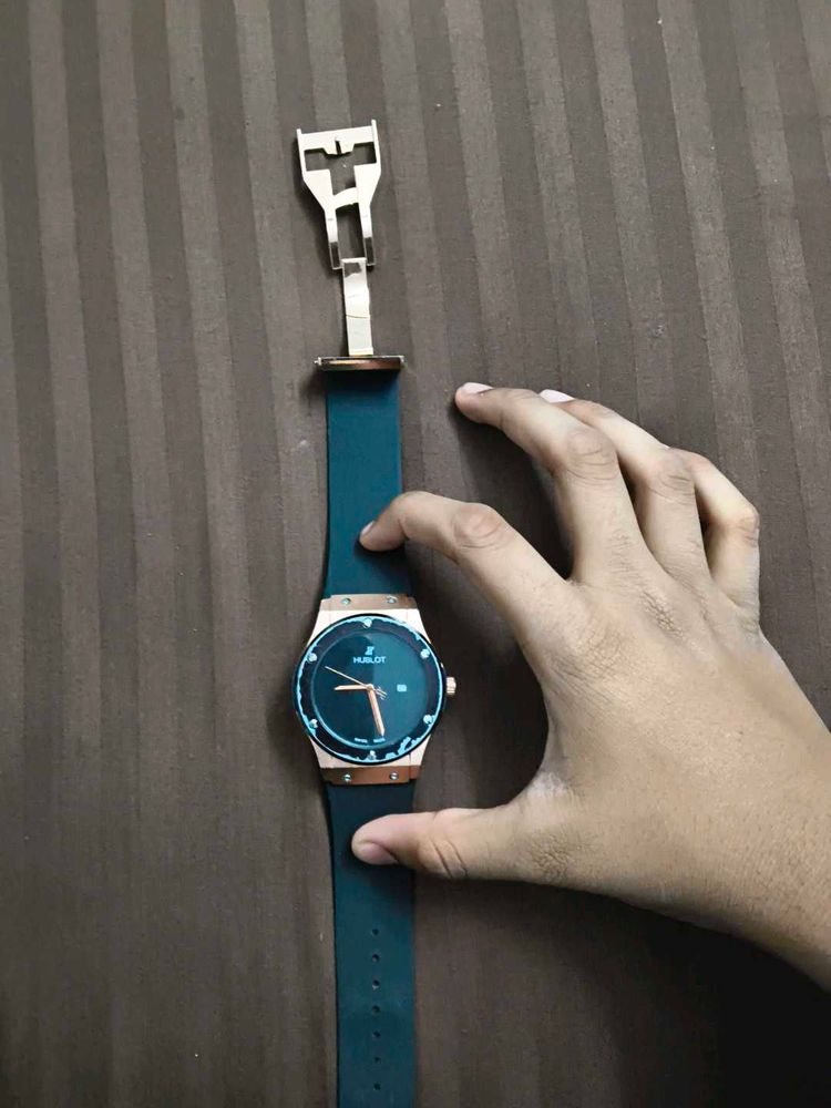 Hublot Watch - Stylish Timepiece